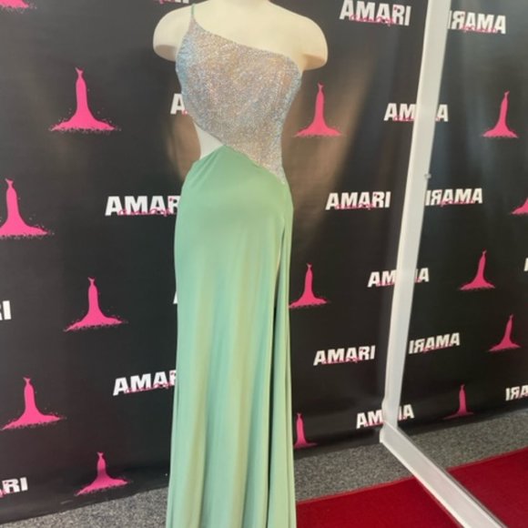 La Femme #31600 Sage Size 0 & 6 NWT - Picture 2 of 4